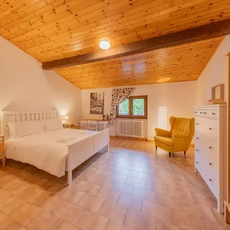 Apartment Ca Del Restel Castiglione dʼIntelvi